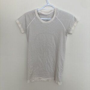 Lululemon Womens Swiftly Striped Ivory Shirt Size 6